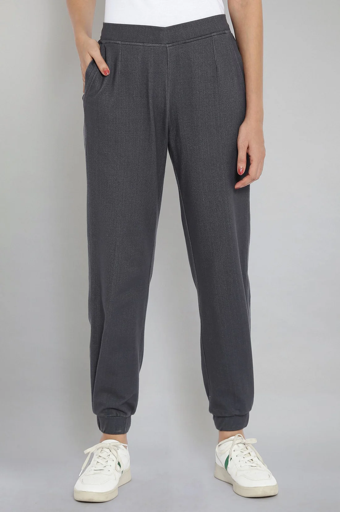 Modern Slim Fit Bottom Wear